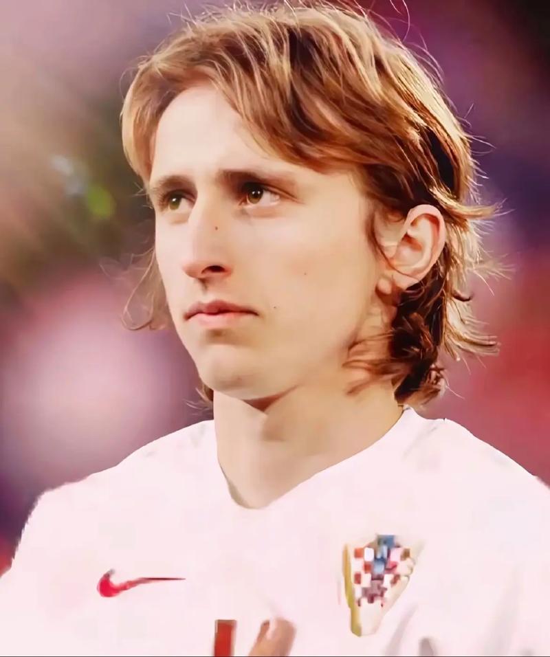 CBA季后赛前瞻：广东男篮冲击三连冠,